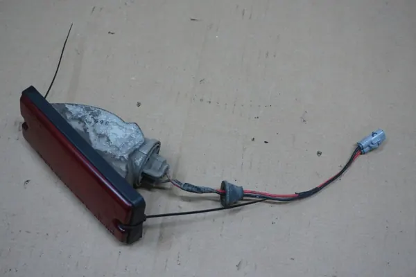 Toyota RAV4 II achter mistlamp OEM RAV4 II ŚWIATŁO PRZECIWMGIELNE TYŁ 00-05r image 5