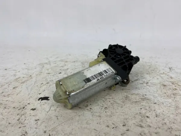 Tesla Model X Sätemotor OEM AG127348 - Begagnad image 3