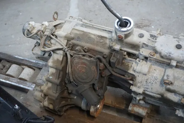 Redutor caixa Suzuki Grand Vitara II OEM 1.9 DDIS image 2