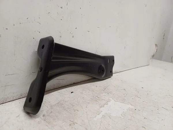 Vänster skärm fäste SKODA OCTAVIA 3 5E0821141A image 3