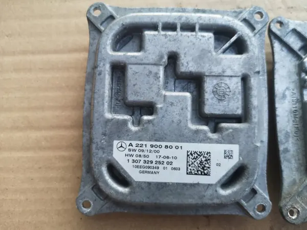 Xenon-ohjain OEM A2219008001 Mercedes W221:lle image 2