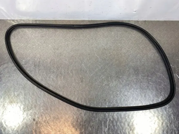 Vedação da porta dianteira Volvo XC90 2020 image 3