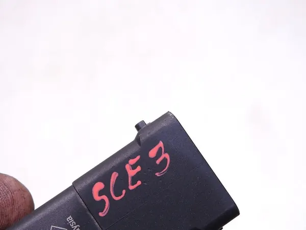 Gloeiplugrelais Module Renault Vivaro B Trafic III image 2