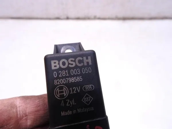 Gloeiplugrelais Module Renault Vivaro B Trafic III image 6