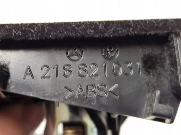 Mercedes-Benz OEM A2188210312 Achter 12V-aansluiting image 10
