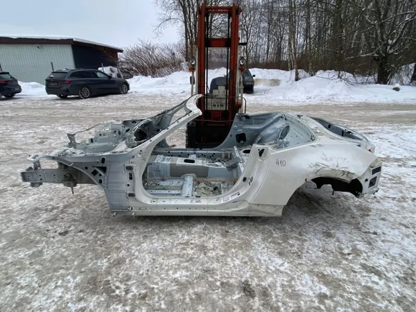 Peças Carroçaria Nissan 370Z OEM FOB58189 - Usado image 2