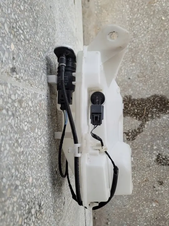 LV4B13K175 Scheibenwaschbehälter für Ford Kuga MK3 image 5