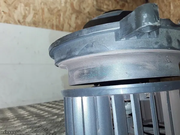 Ford Fiesta Lämmityspuhallinmoottori OEM VP2S6H18456AD image 6