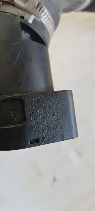 VW Intercoolerrör OEM 04L145762CC Begagnad image 4