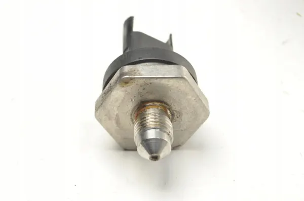 Sensor Pressão Combustível BMW OEM 0261230349 - Usado image 5