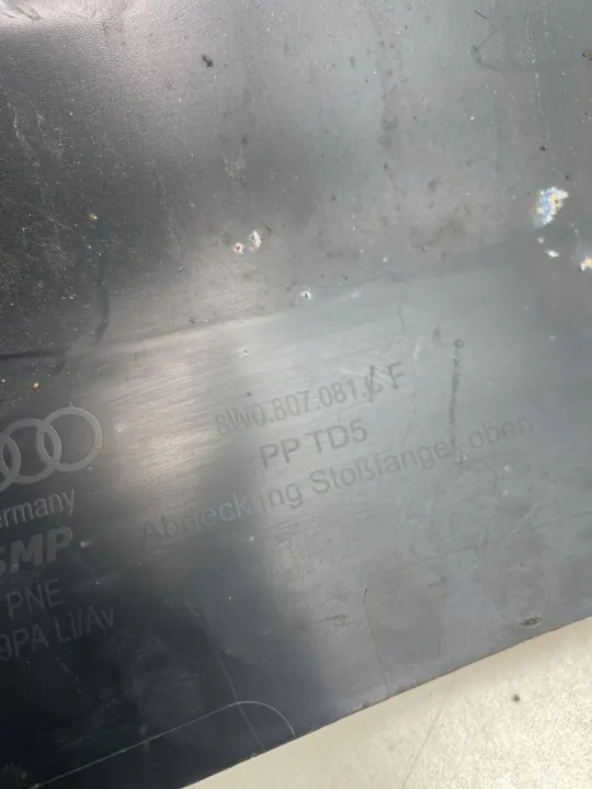 Audi A4 B9 konnuslukon kansi OEM 8W0807081F image 4