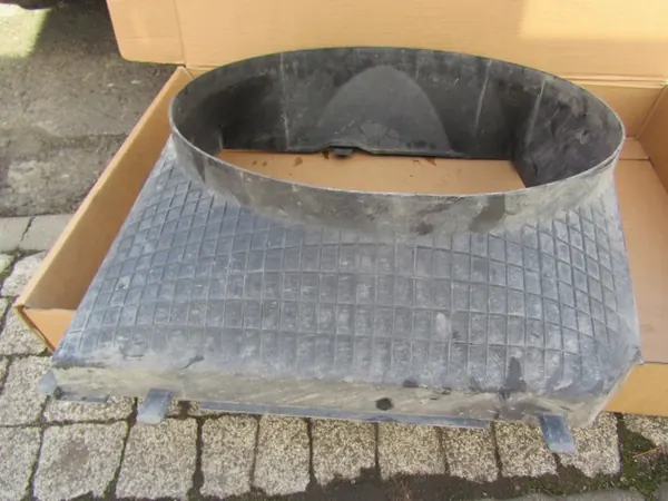 OEM 1245050155 Ventilatorbehuizing Mercedes W124 2.0/2.3 image 7