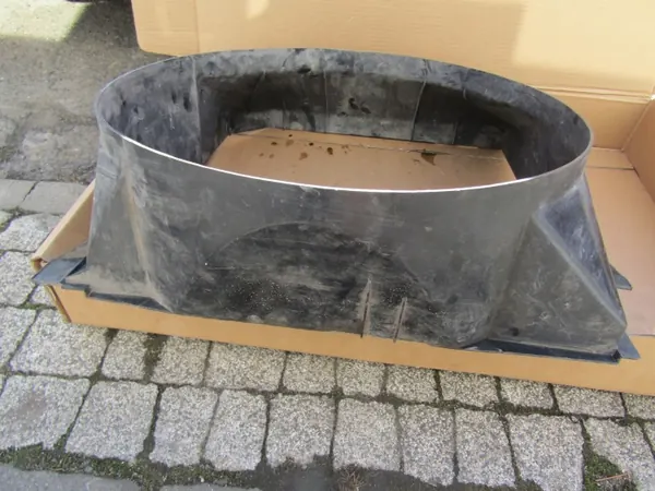 OEM 1245050155 Ventilatorbehuizing Mercedes W124 2.0/2.3 image 9