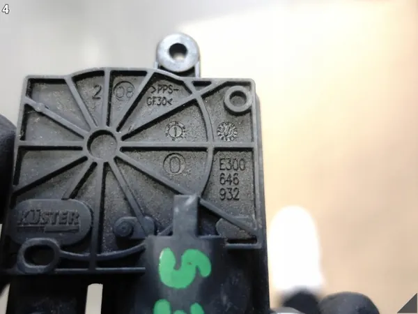 OEM 4H0133246J Uitlaatklep motormodule image 5