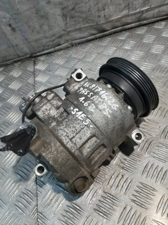Compresseur Clim 8D0260808 VW Passat B5 1.6 8V image 5