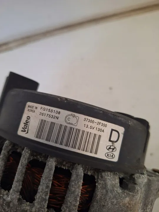 HYUNDAI TUCSON III TL 2.0CRDI Vaihtovirtageneraattori image 2