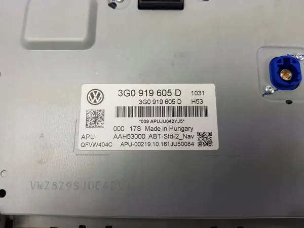 Radio 3D0919605D VW Passat B8 Gebraucht image 3