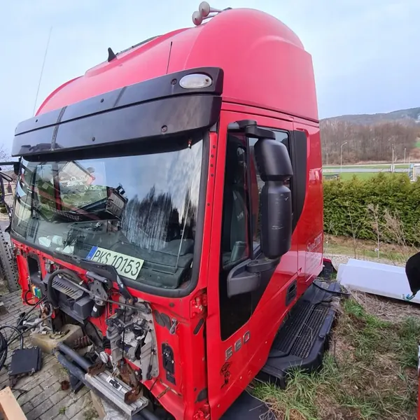 Cabina sem portas Iveco Stralis E5 Peça OEM image 3