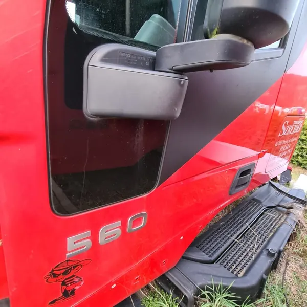 Cabina sem portas Iveco Stralis E5 Peça OEM image 5