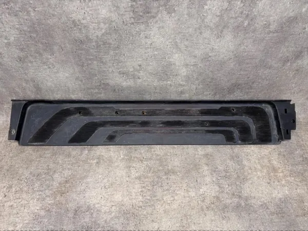 Höger skjutdörrsteg OEM A9106861500 Mercedes Sprinter image 2