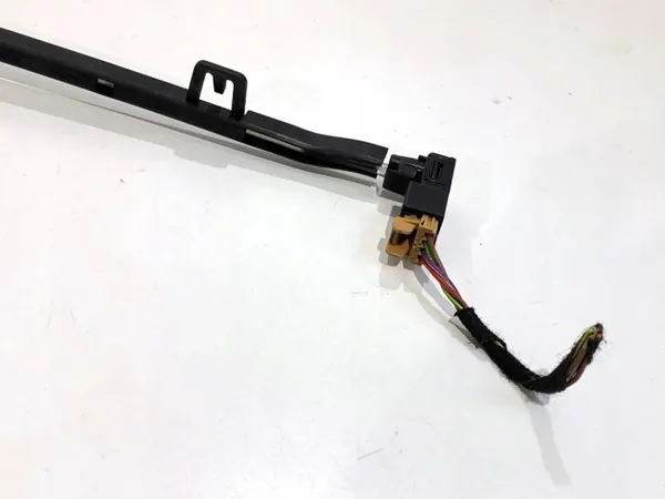 OEM 4K1947093 Linker tunnel LED-strip Audi A6 C8 image 3
