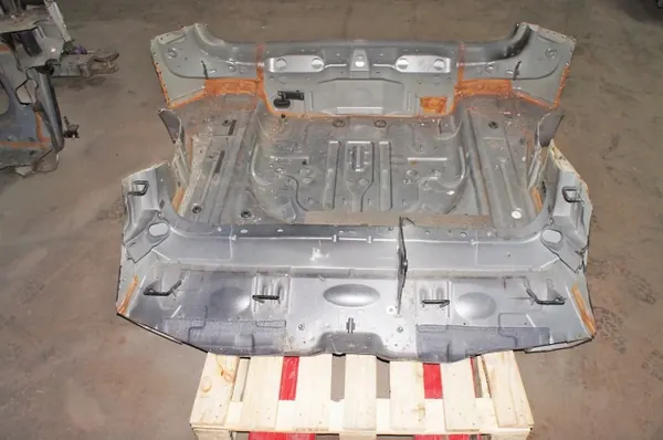 UW373 Volvo XC40 T3 Hintertür - Gebrauchtes OEM-Teil image 5