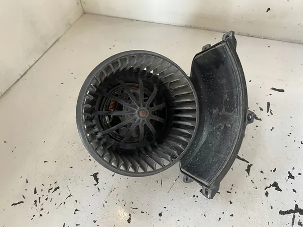 Ventilador VW T5 LIFT 7H1820021D image 3