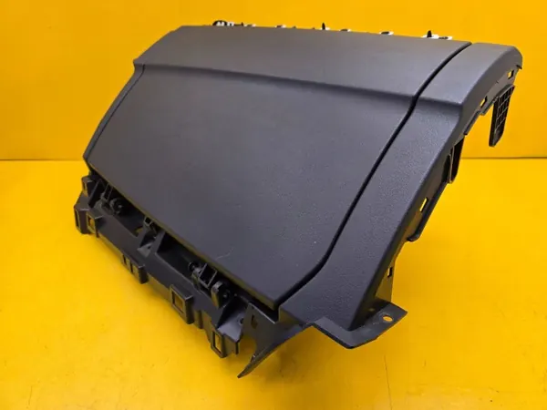 Lynk & Co 01 Matkustajan hansikaslokero OEM 888977952 image 5