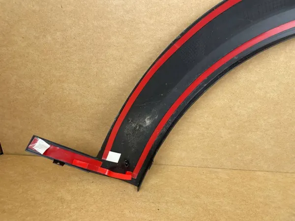 OEM 8W9853717 Front linker Kotflügelschutz Audi A4 B9 image 5
