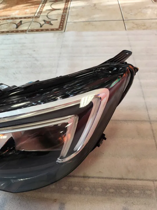 Faros izquierdo Opel Crossland 2017-2021 OEM YQ00349980 image 4