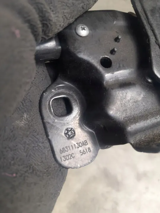Tranca do capô OEM 68311130AB para Dodge RAM 1500 2019-2023 image 6