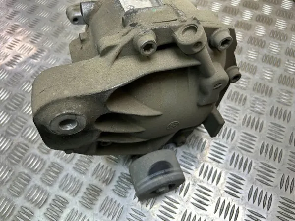 Différentiel arrière 3.23 pour BMW 5 F10/F11 d'occasion image 3