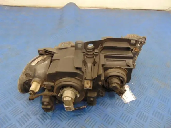 Farol direito BMW E46 63126910956 image 5