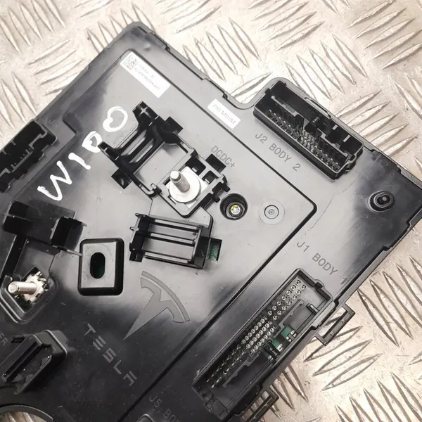 BCM FEM SAM BSI Steuergerät Tesla MODEL 3 2020 1100340-32-I image 3