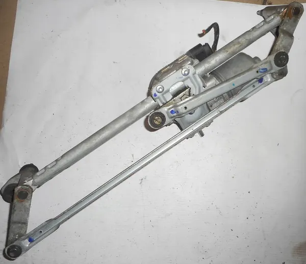 VW Jetta V Etupyyhkijän mekanismi 1K1955119C image 3