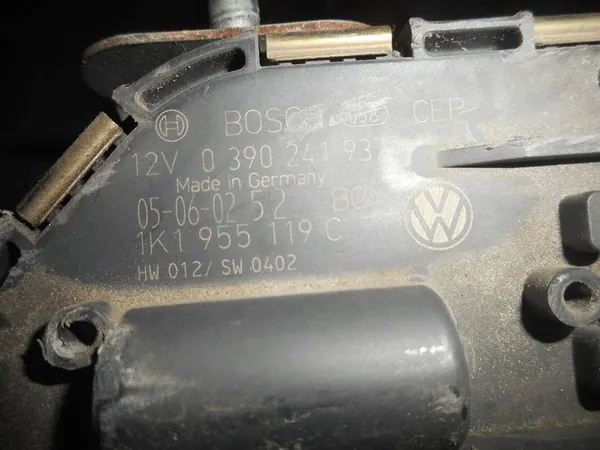 VW Jetta V Etupyyhkijän mekanismi 1K1955119C image 4