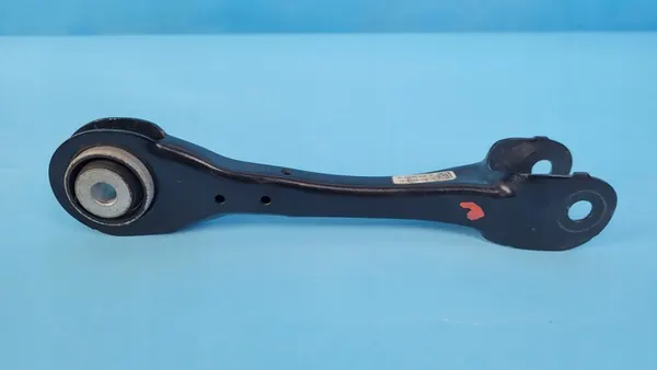 MERCEDES W206 Bakre Kontrollarm A2063501600 image 10