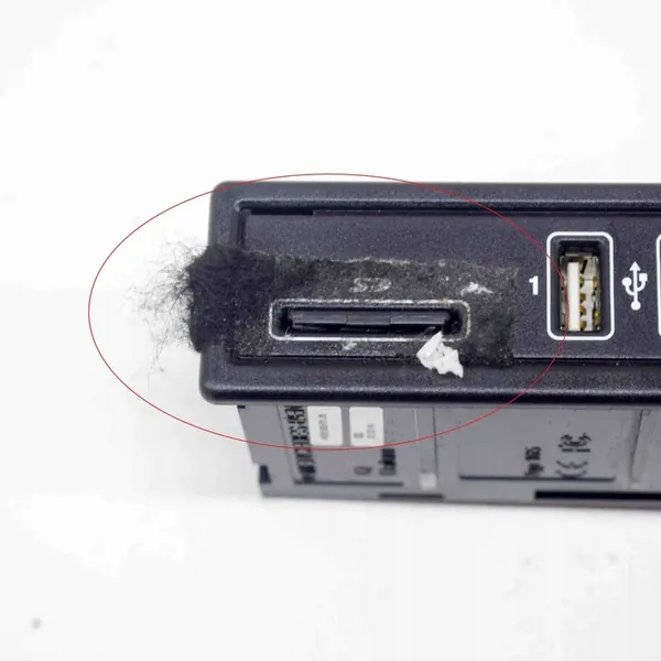 Multimedia Connection (AUX/USB) MERCEDES-BENZ C (W205) A2058200126 image 2