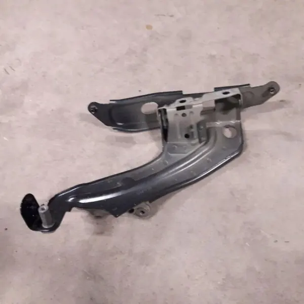Vänster motorhuveskarn OEM 4K8821158 Audi A7 Sportback image 2