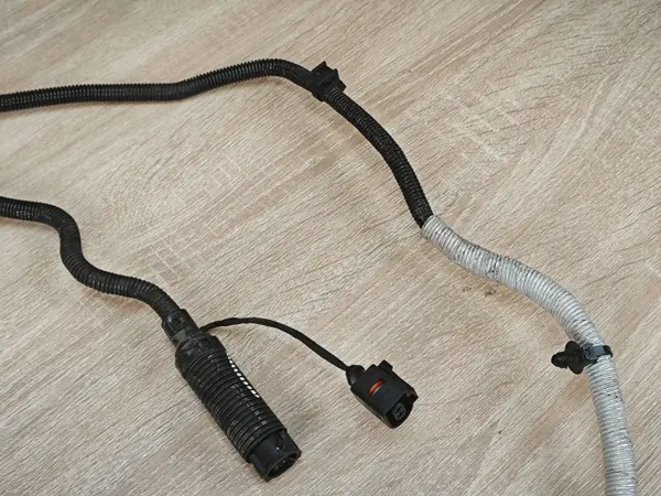 Conducto de inyección AdBlue OEM 4G0131984AH Audi A6 image 3