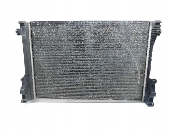 Waterkoeler A2045000303 - Mercedes W204 07-11 2.2 CDi image 2