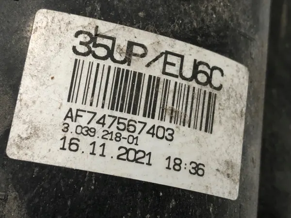 OEM hiilifiltteri BMW G30 4.4 625hv image 5