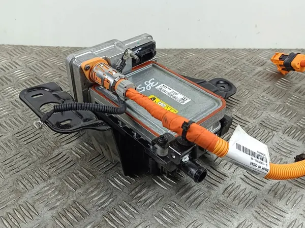 Polestar 2 Inverter 32352952 image 9