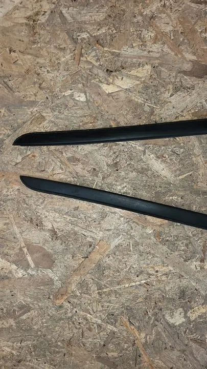 VOLVO XC60 II Garniture de Fenêtre Avant Droite 32216113 image 2