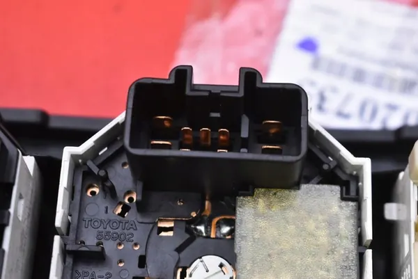 Painel de Controle de Ar Condicionado Toyota Auris 55406-02160 image 4