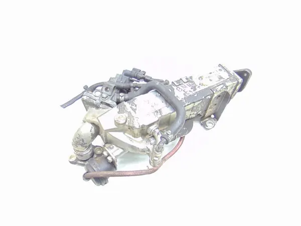 Enfriador EGR usado OEM 8477659 para BMW B47 image 2