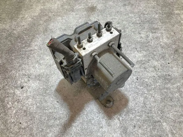 ABS-pumppu OEM A9069001601 Mercedes-Benz 2.2L image 2