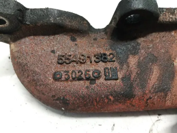 Pakoputken keräin OEM 55491382 Opel Insignia 1.6L image 3