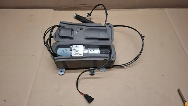 Audi A3 Dachpumpe DAI-110913 - Gebraucht Bosch image 2