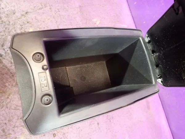 OEM Zawada-337944- Boîte de rangement accoudoir Citroen image 3